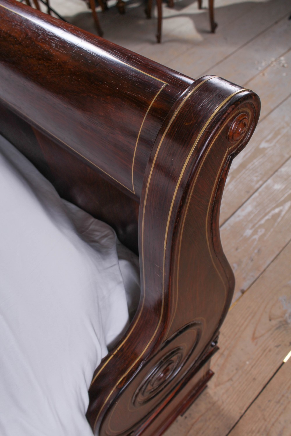 Beautiful mahogany king size Lit Bateau bed View IV