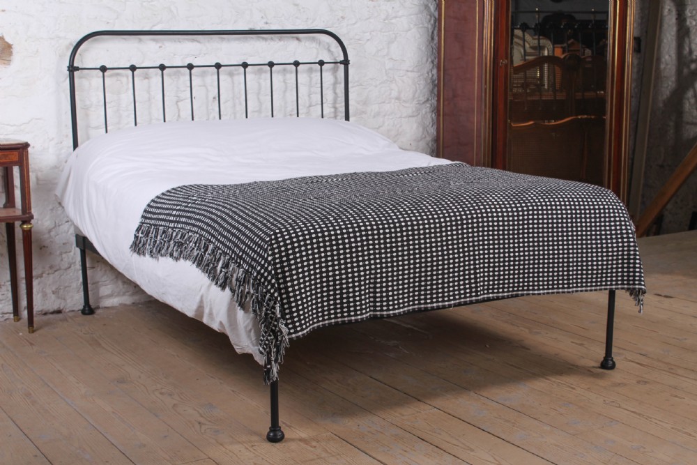 Fashionably simple French 5Ft kingsize  no end bed