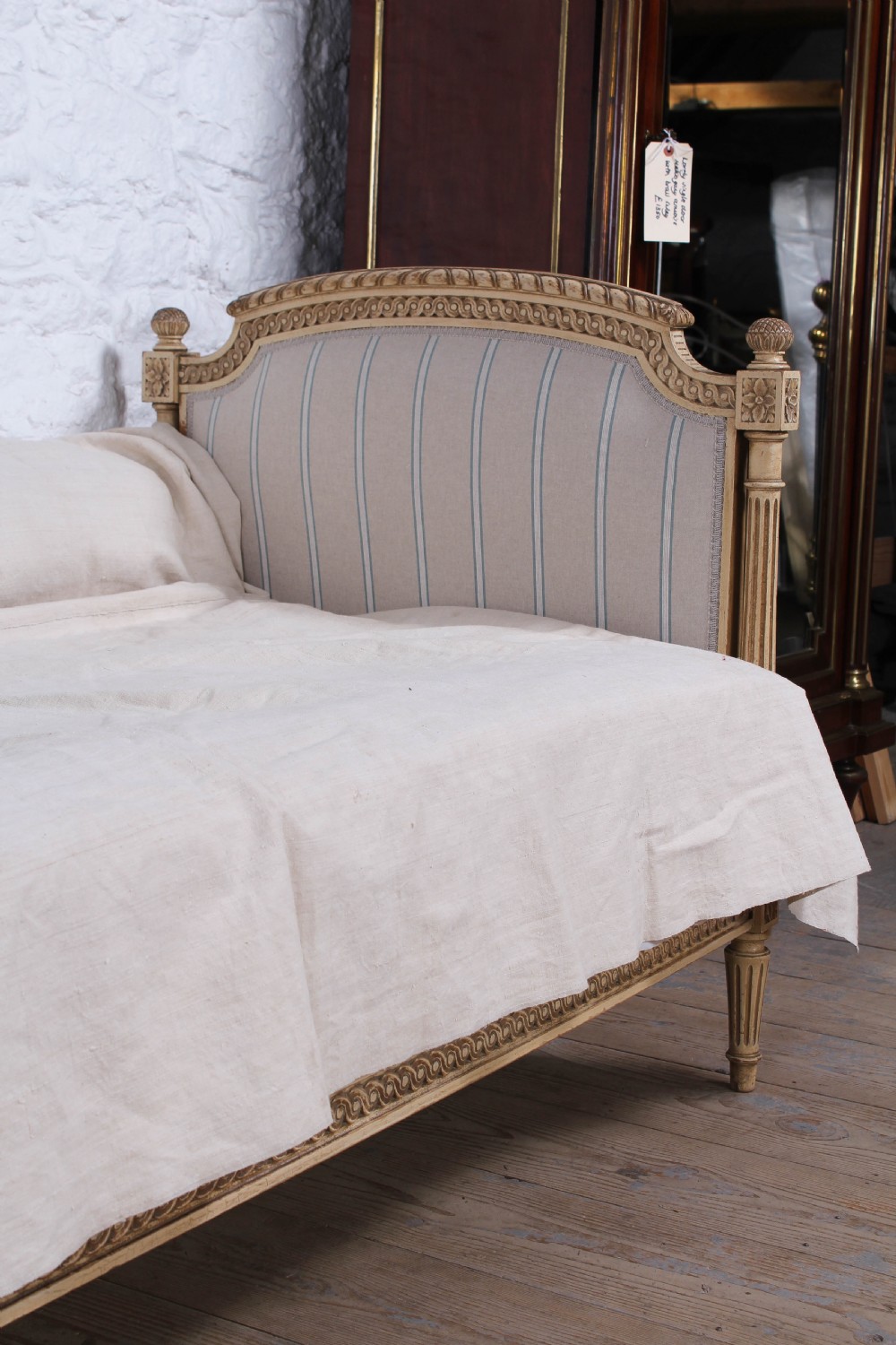 Lovely newly upholstered painted French day bed View VI