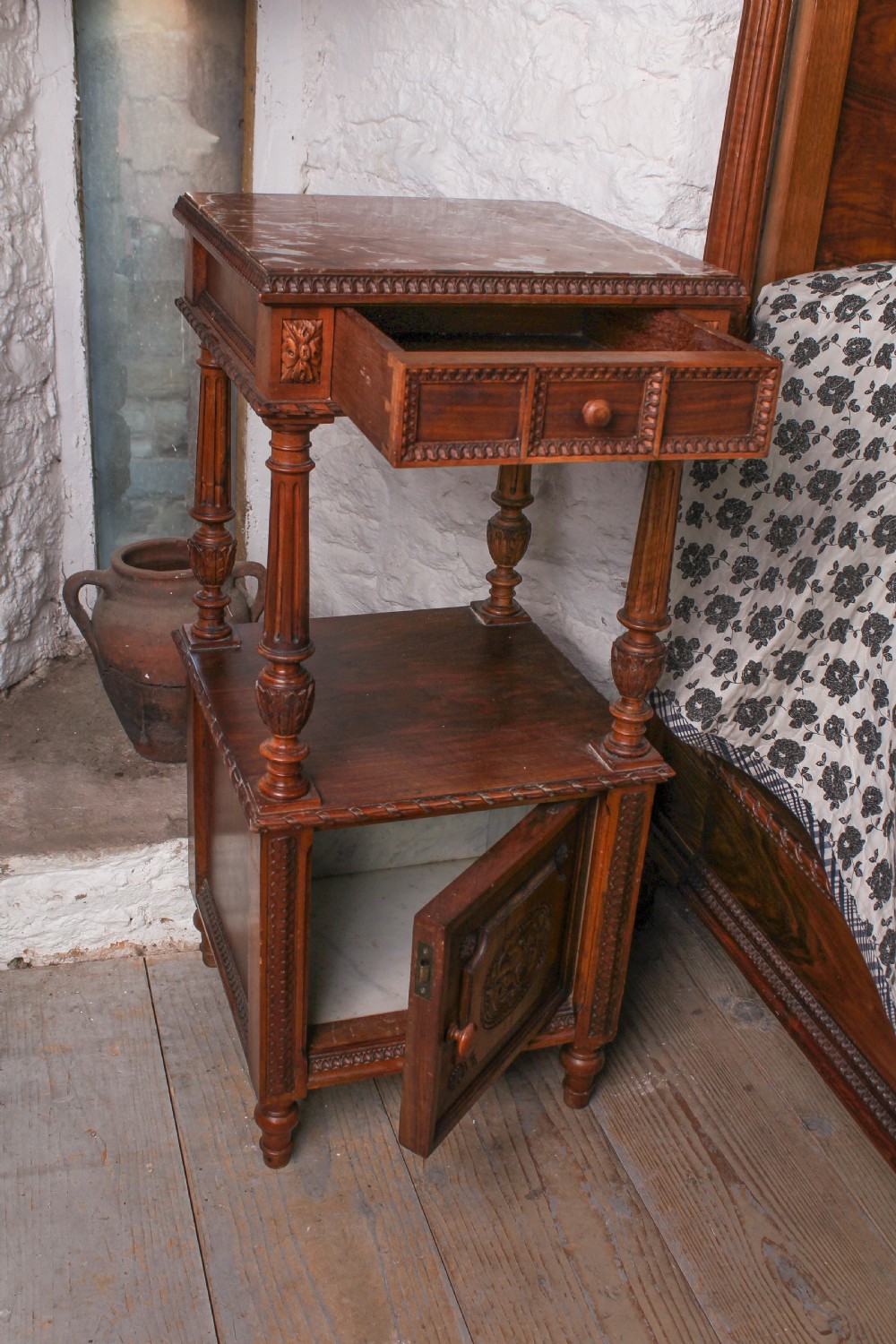 Impressive and beautiful large king size carved walnut bed and matching bedsides. View XV