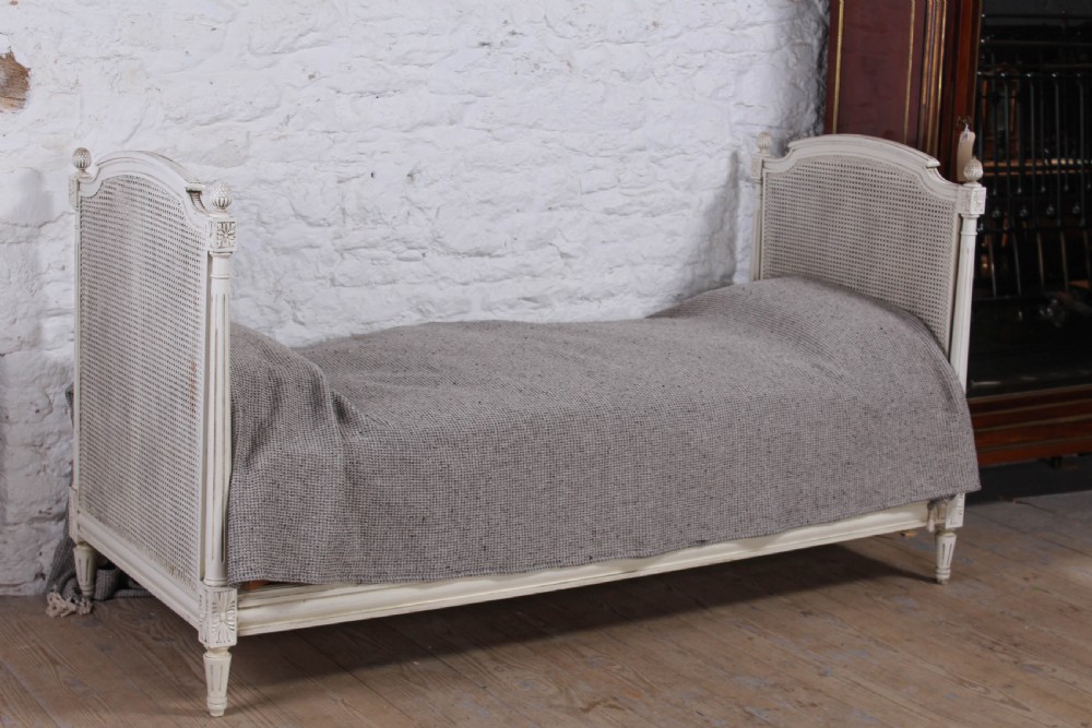 Very nice French caned painted day bed