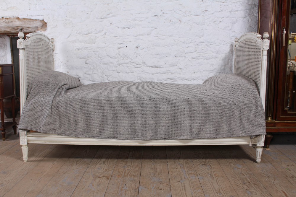 Very nice French caned painted day bed View III