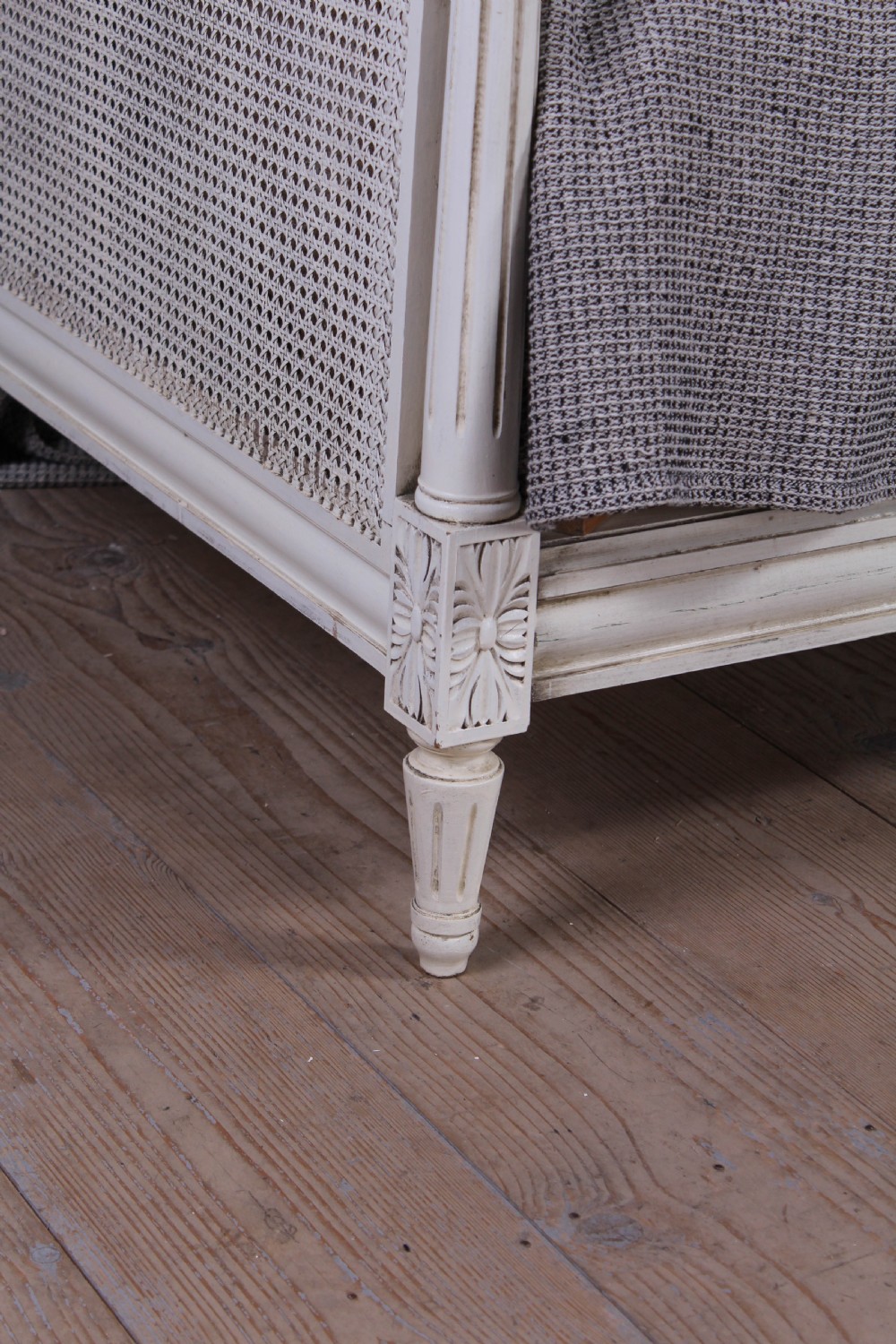 Very nice French caned painted day bed View VI