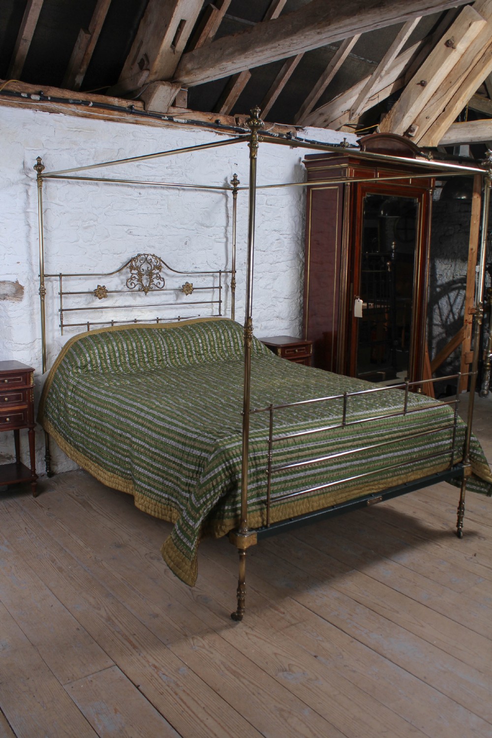 Winfield all brass four poster king size bed  View XIII