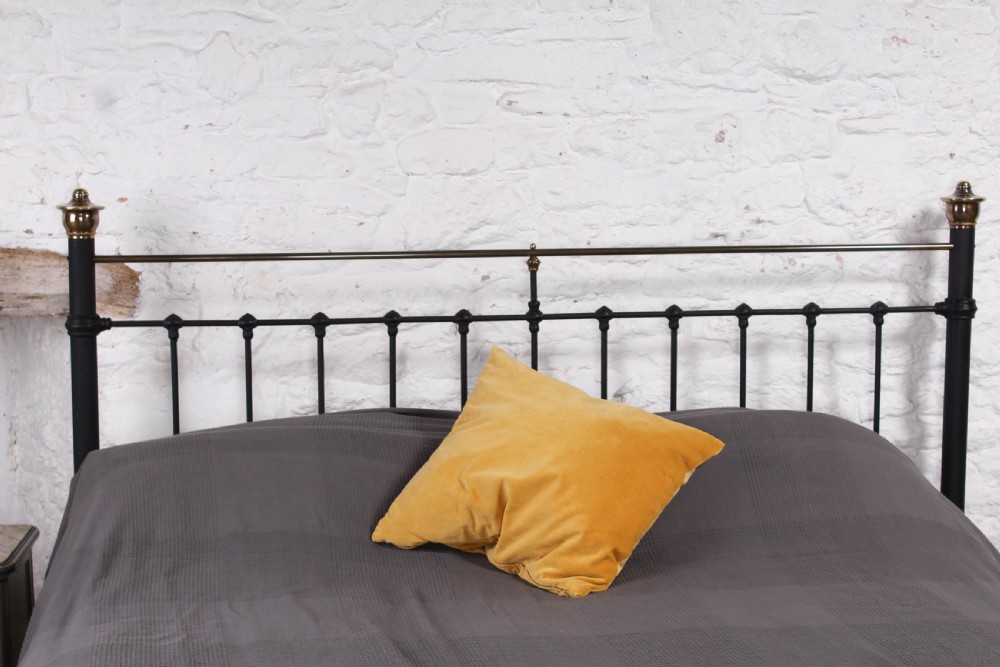Handsome classic Edwardian 6Ft super king size bed View VII