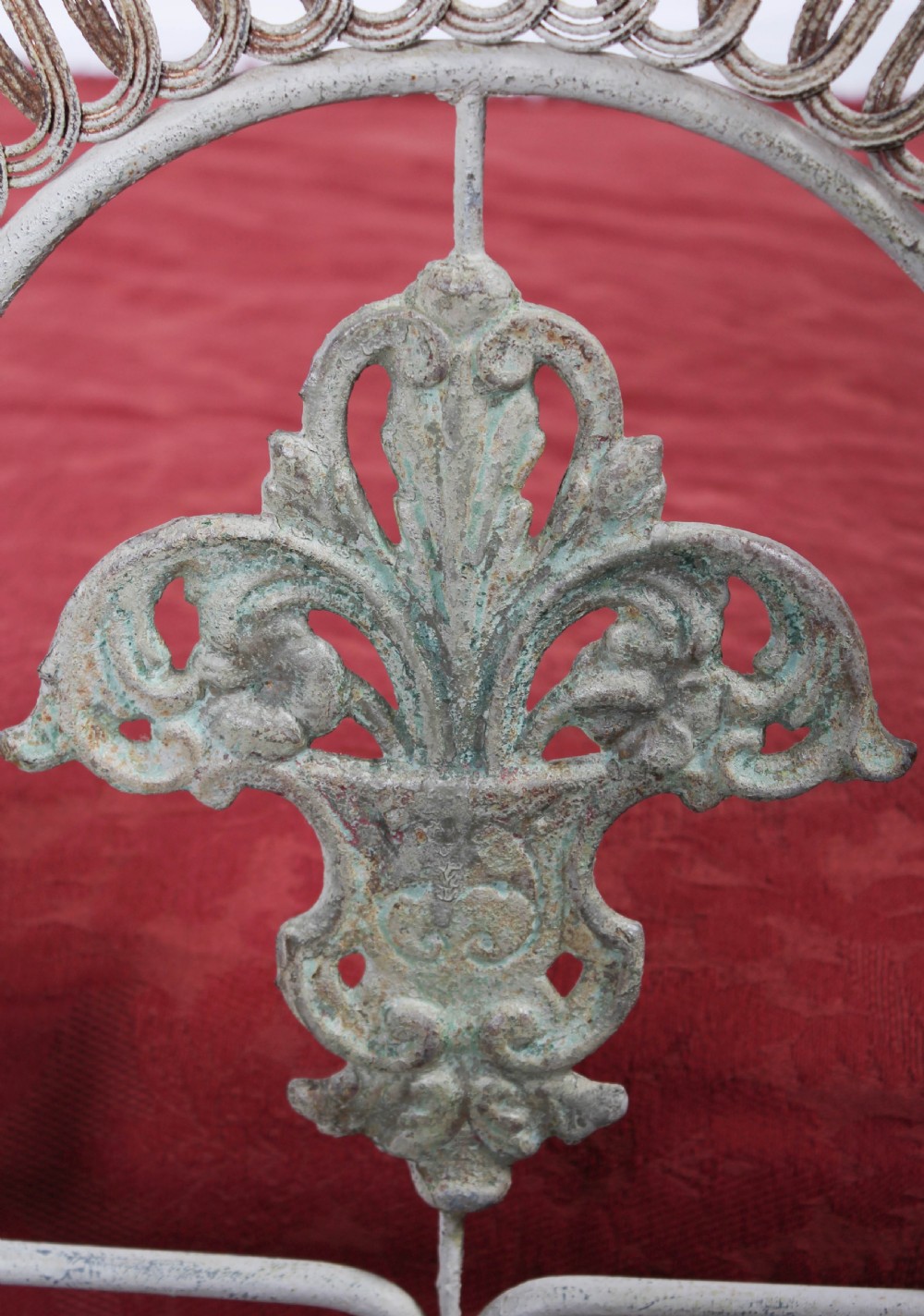 Very pretty forged iron king size bed View V