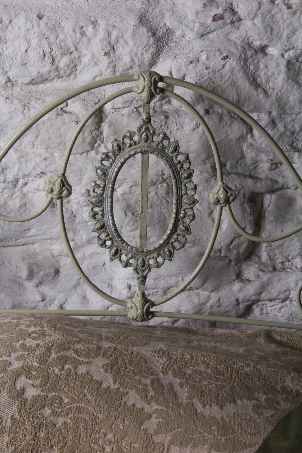 Pretty pair of Victorian no end beds (can be joined) View XI
