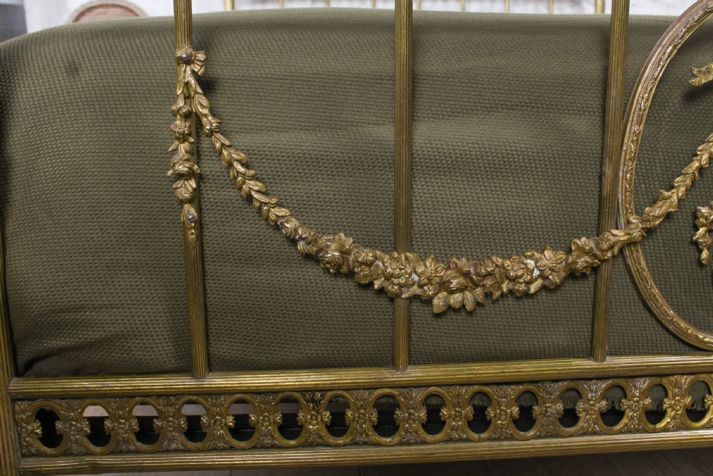 Very pretty individual French double brass bed View IX