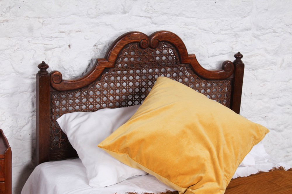 Single caned oak bed View VI