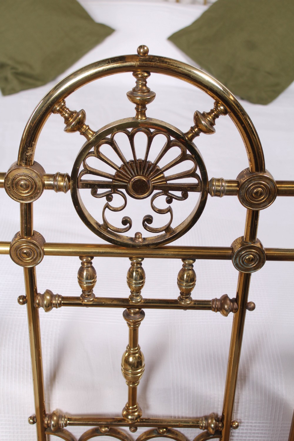 Handsome super king size all brass Victorian english bed View IV