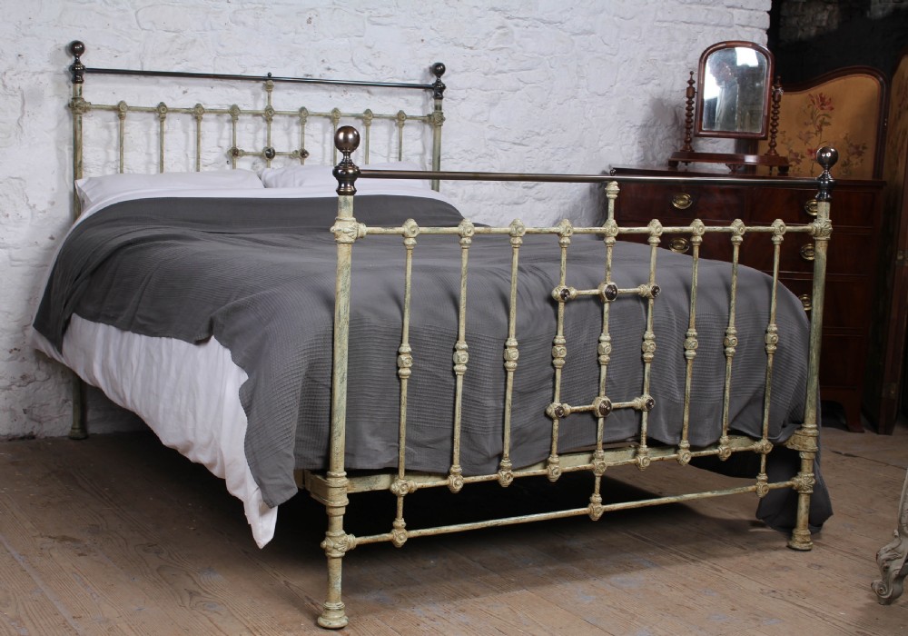 Lovely individual Victorian brass and iron king size bed