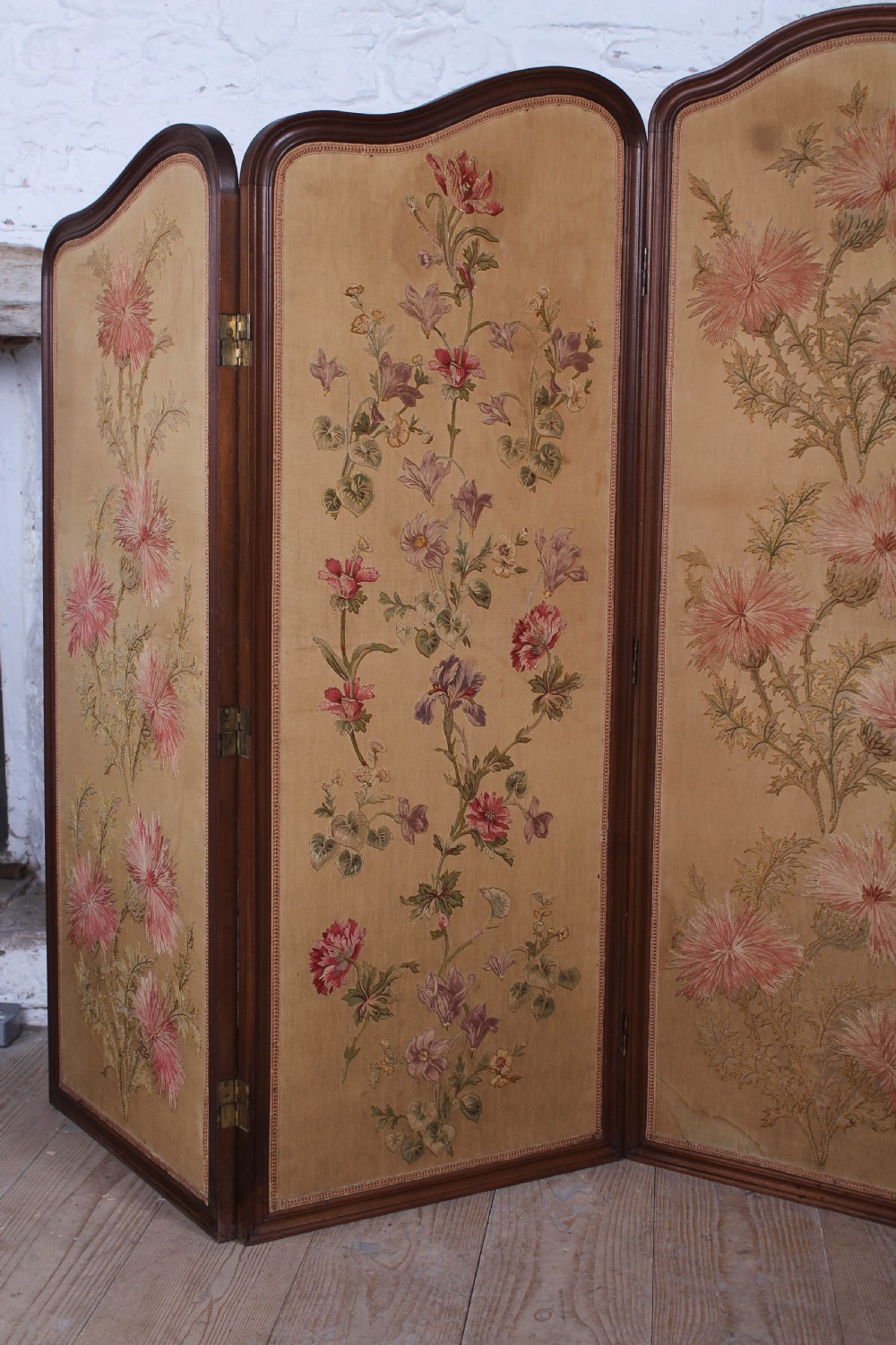 Beautiful old Art Noveau five fold appliqué screen View III