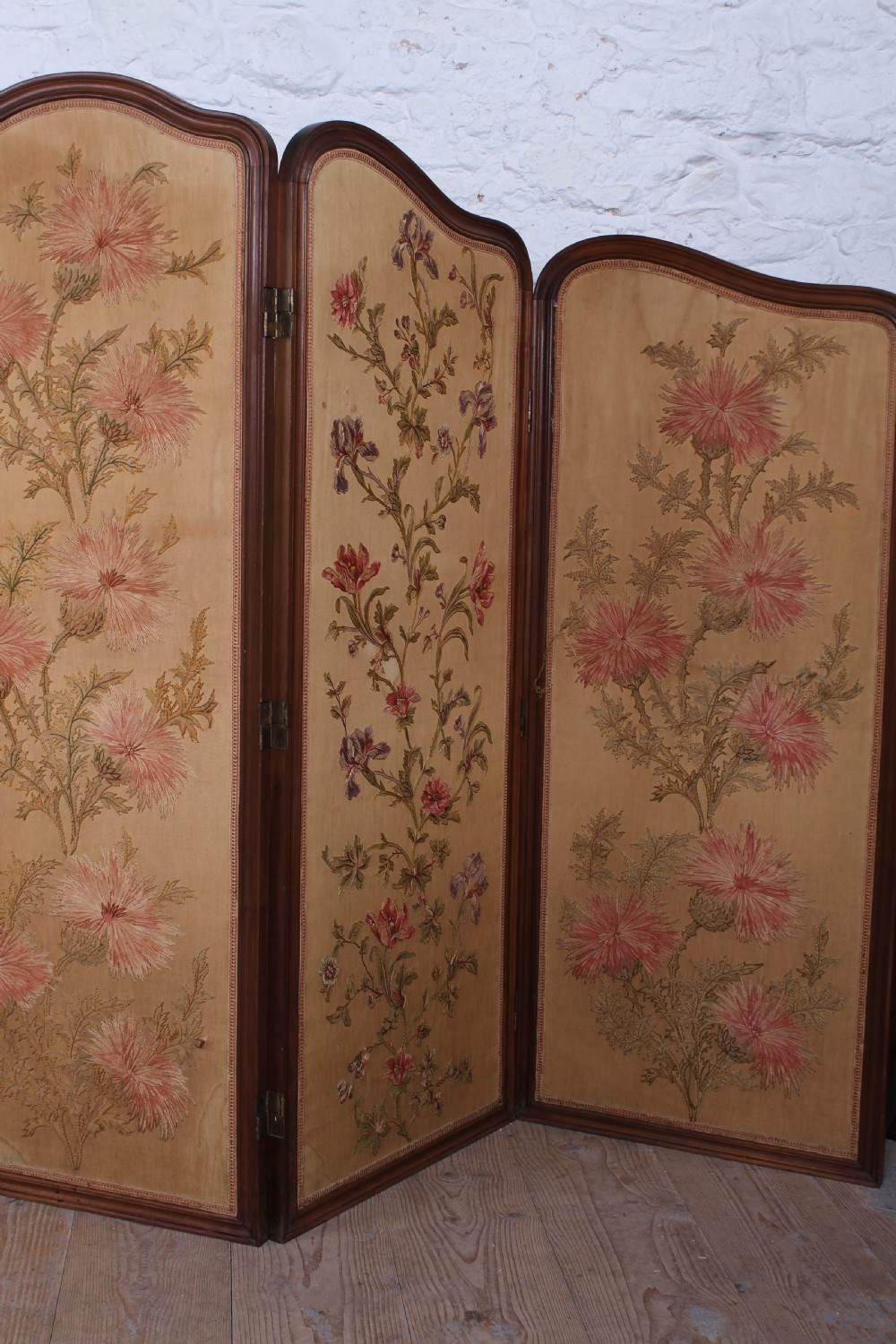 Beautiful old Art Noveau five fold appliqué screen View IV