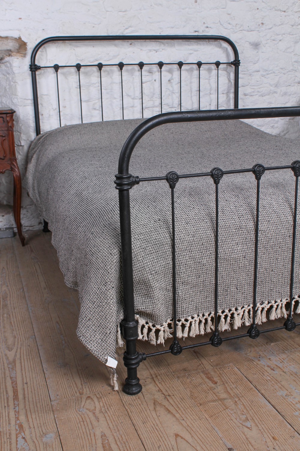 Lovely fashionably simple French king size all iron bed View VIII