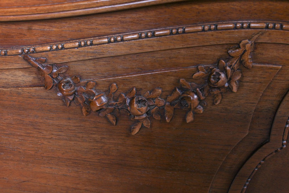 Beautiful Louis XVI style king size bed with exquisite carving View VIII