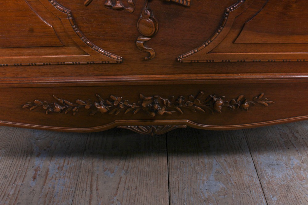 Beautiful Louis XVI style king size bed with exquisite carving View IX