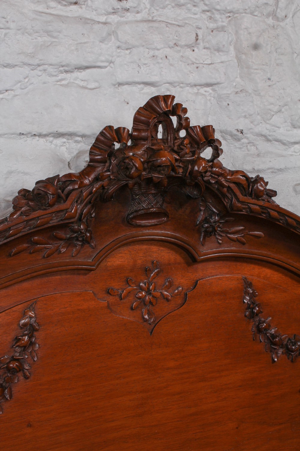 Beautiful Louis XVI style king size bed with exquisite carving View XI