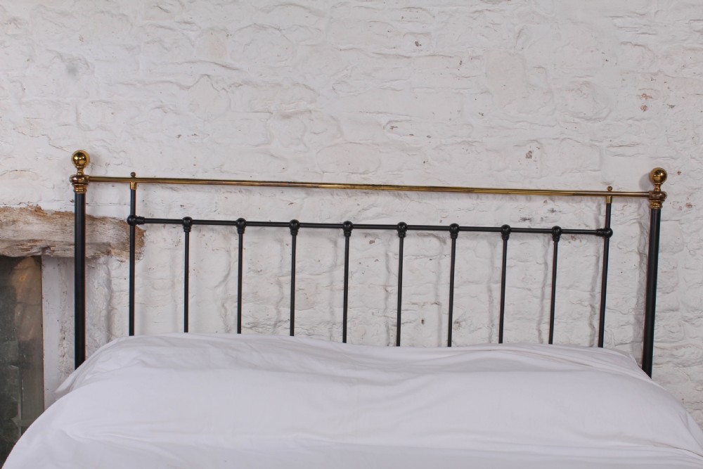 Elegant Winfield brass and iron super king size bed View VI