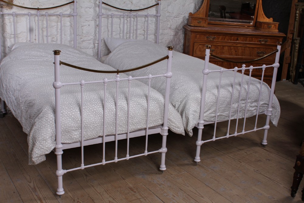 Very nice pair of Edwardian dip rail single beds View IV