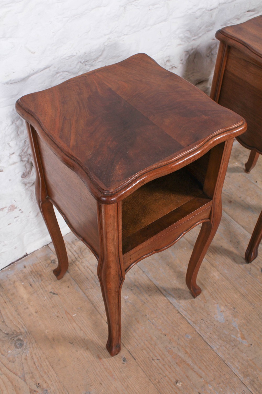 Very nice pair of simple  Louis XV style bedsides View III
