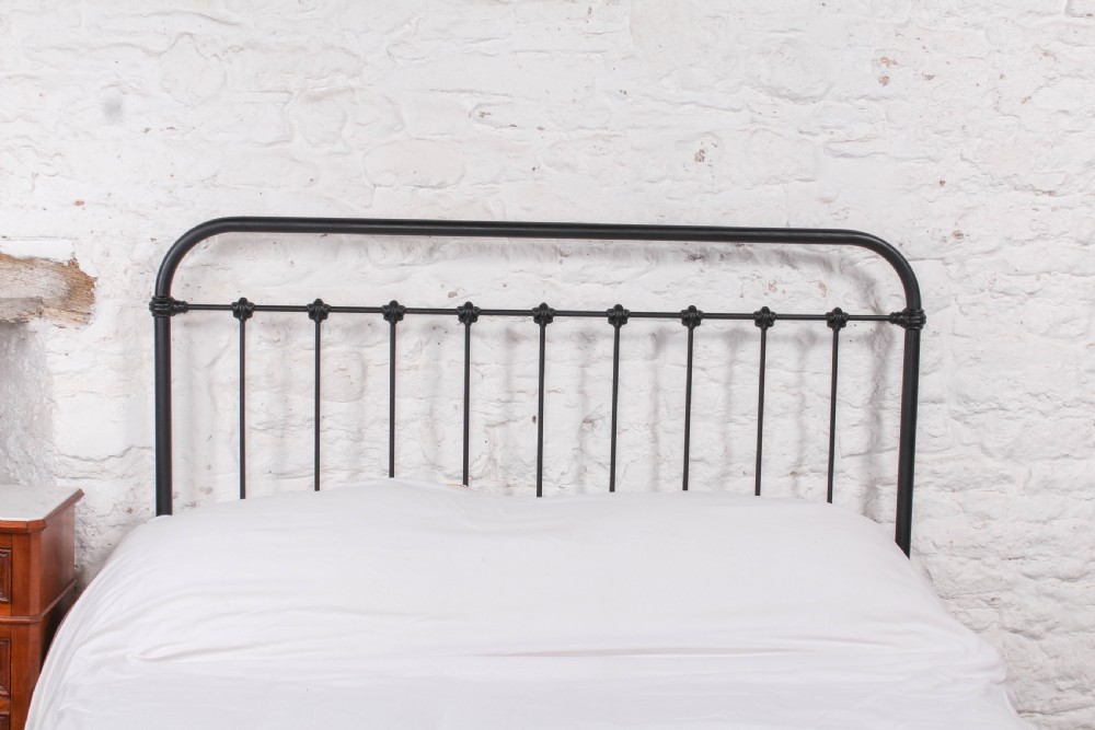 Simple fashionable French iron king size bed View II