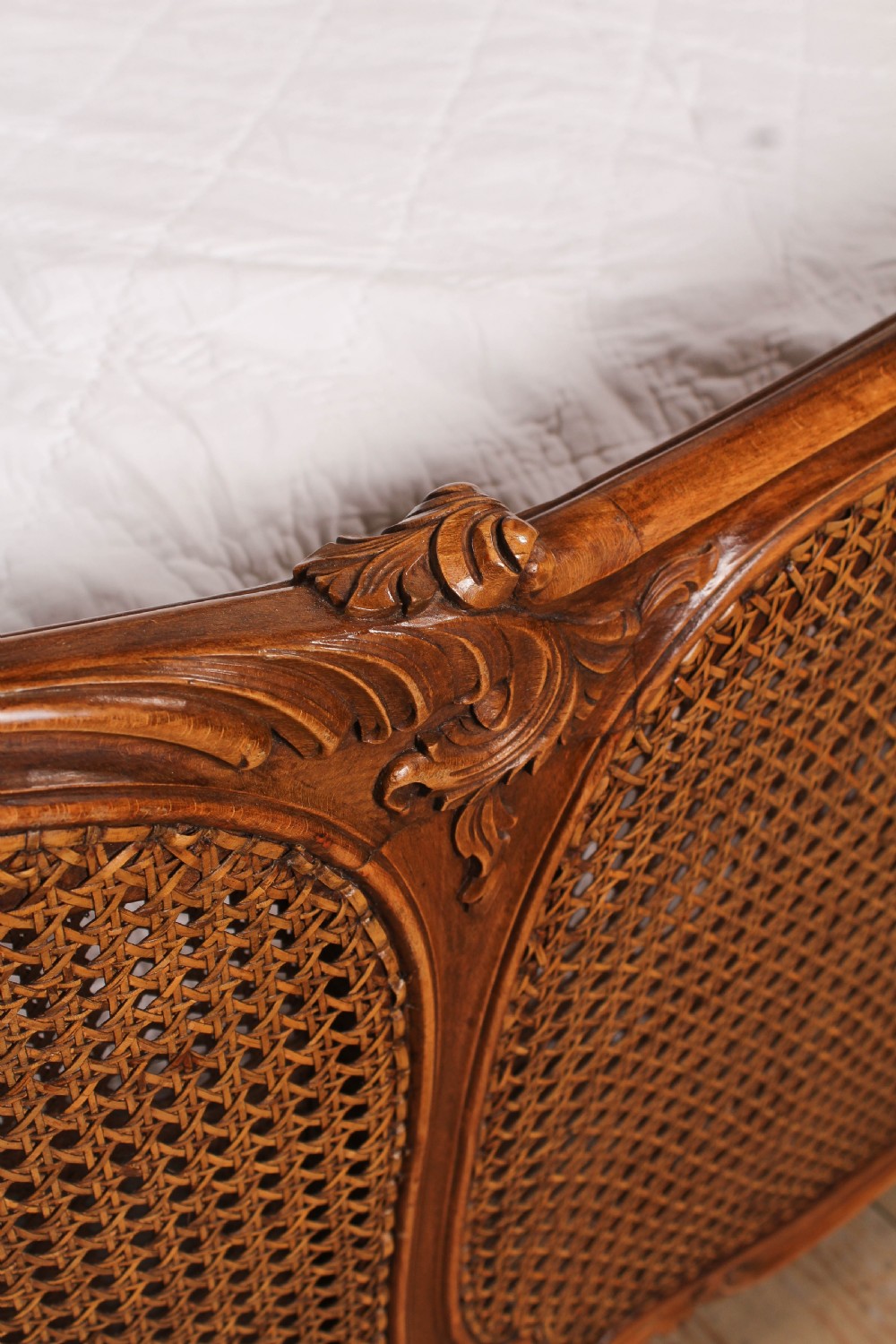 Lovely corbeille king size beregere bed View VI