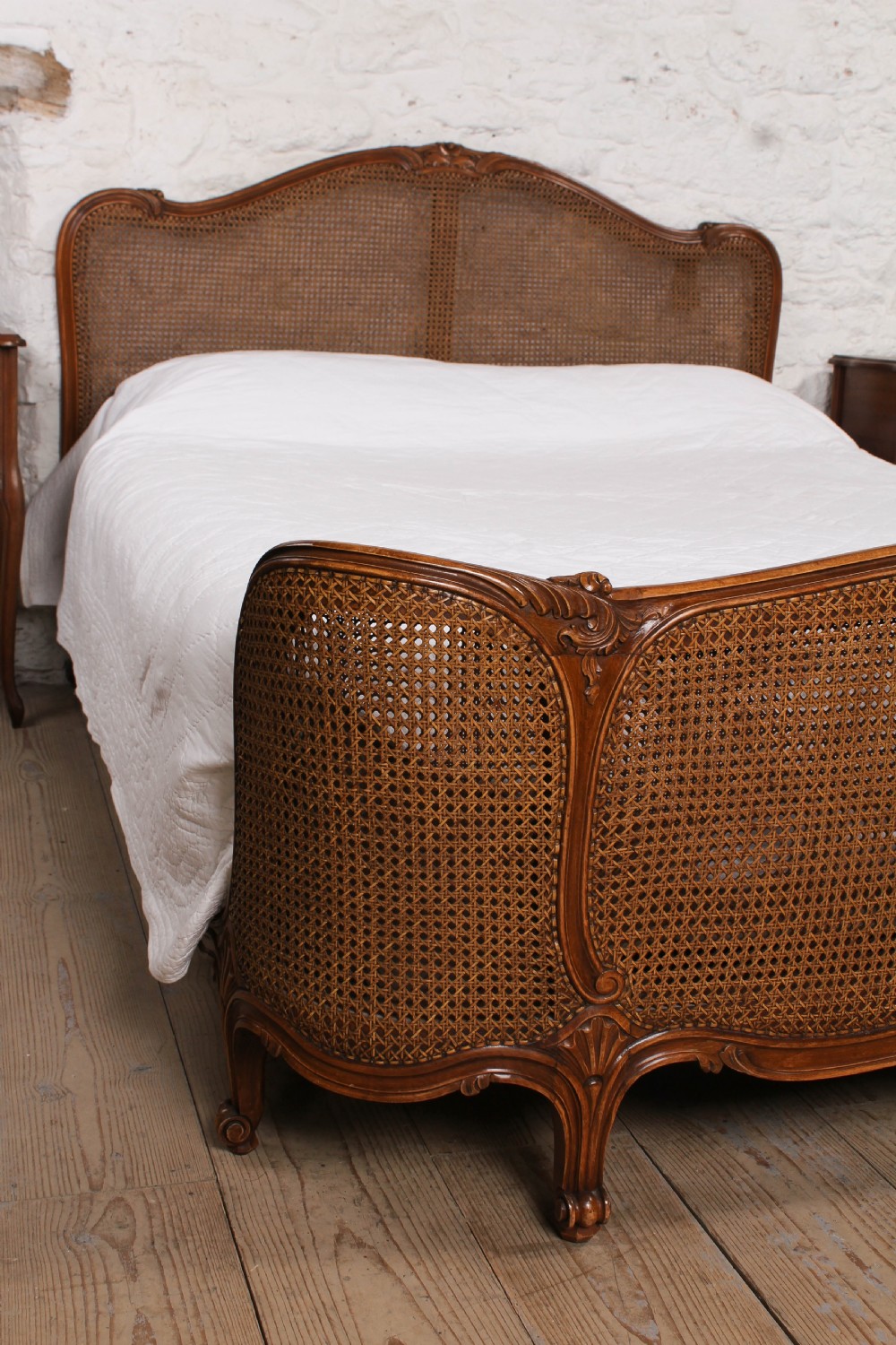Lovely corbeille king size beregere bed View VIII