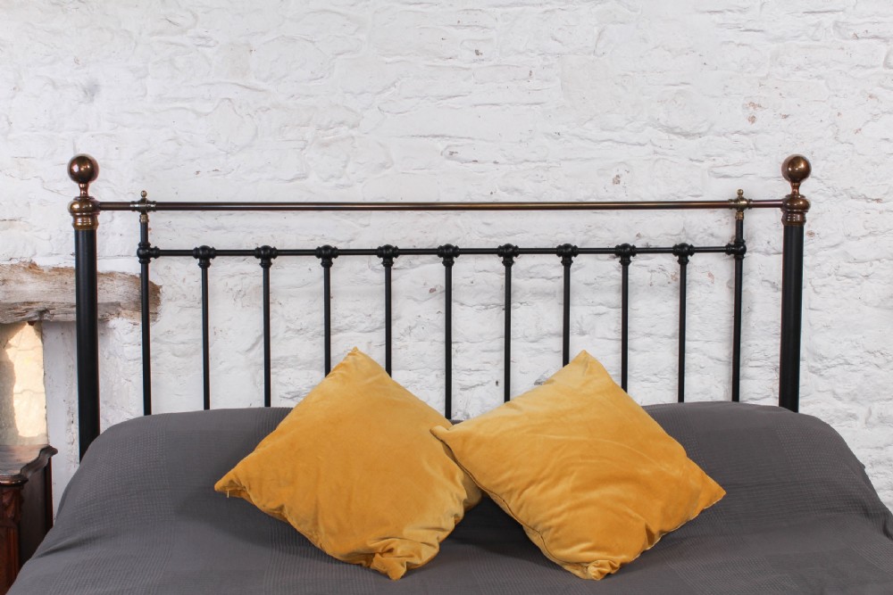 Very handsome Victorian 6Ft super king size brass and iron bed by Maple and Co. View V