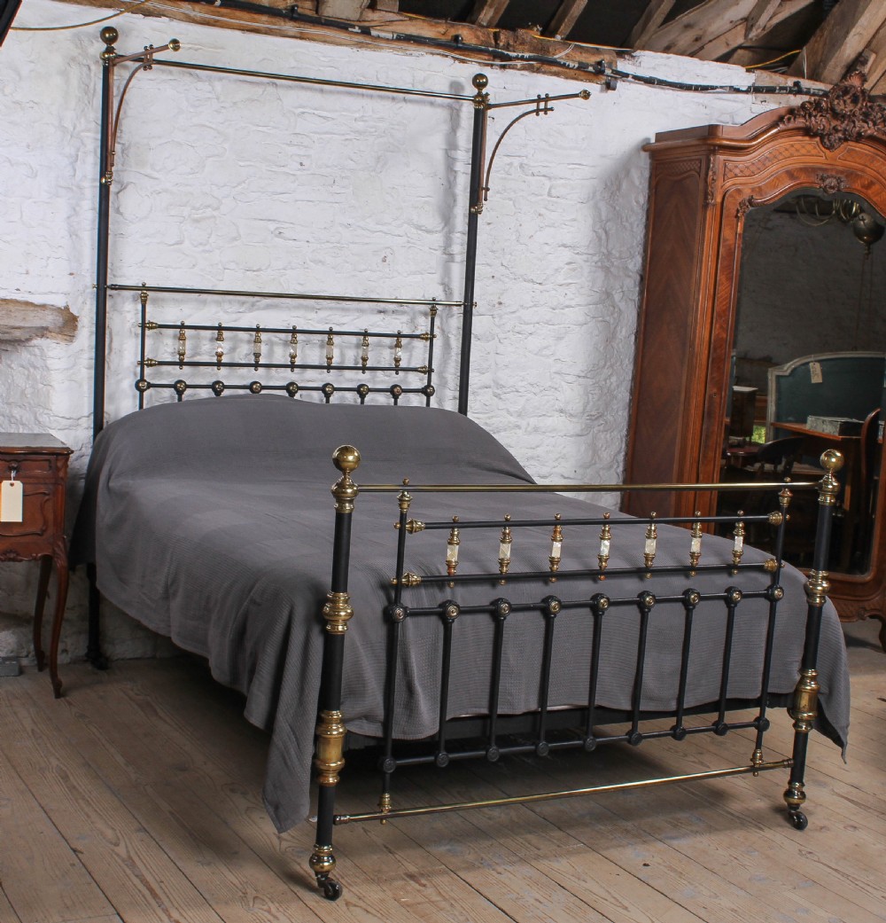 Beautiful Victorian king size half tester bed View II
