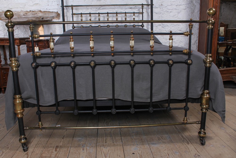 Beautiful Victorian king size half tester bed View III