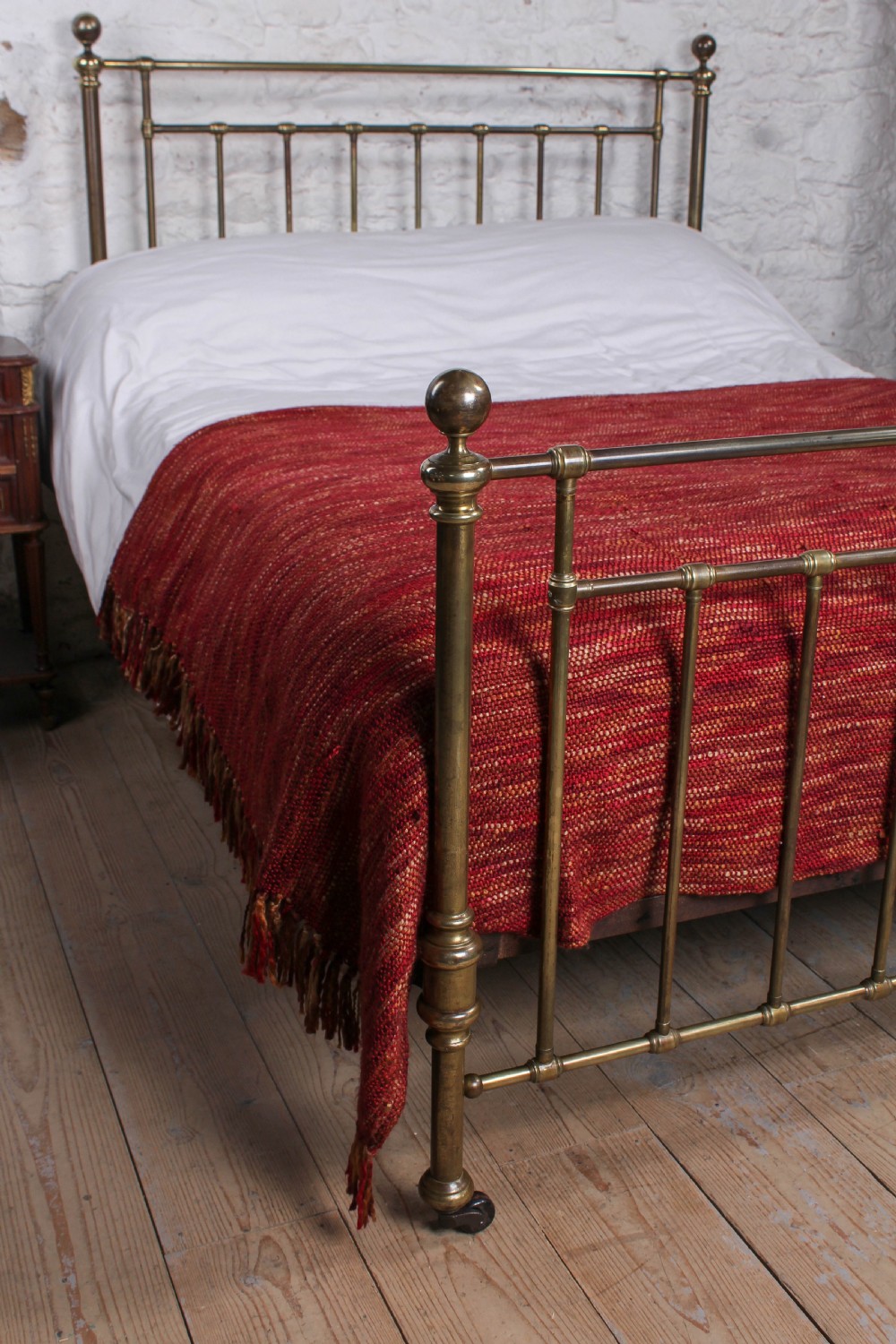 Attractive aged brass kin9 size Victorian bed View VIII