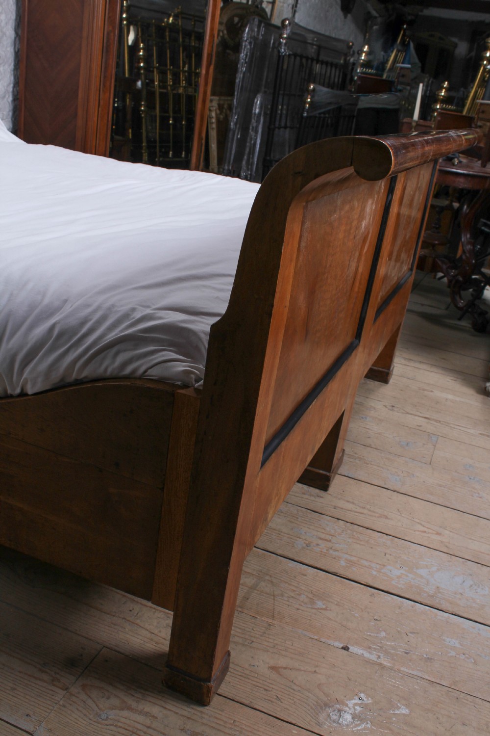 Biedermeier style large king size bed View IV