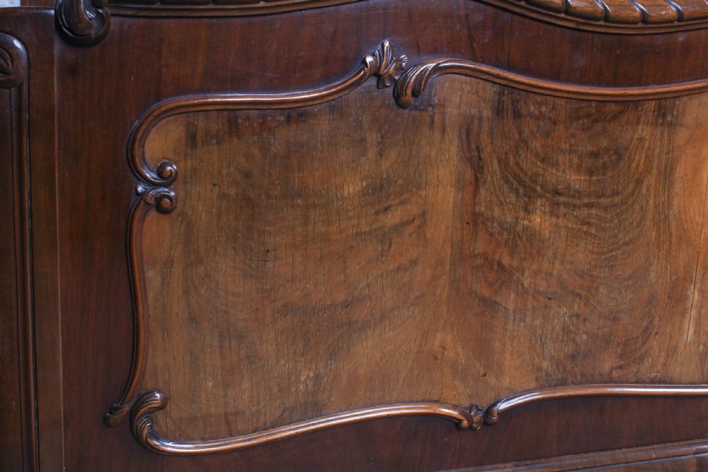 Beautiful  2 meter wide mahogany Louis style with matching bedsides. View X