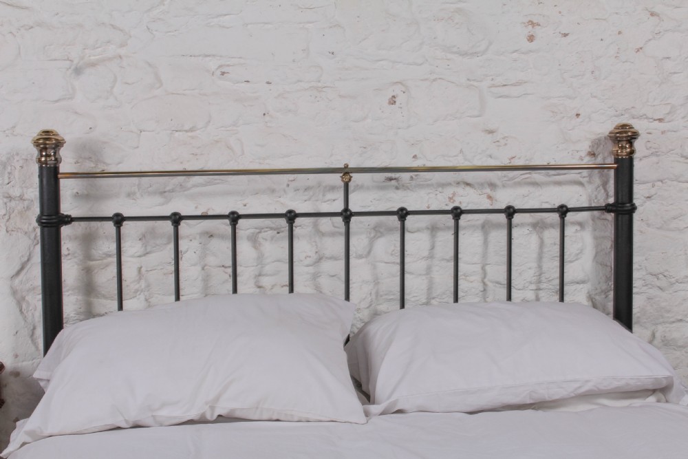 Classic Edwardian king size bed  View V