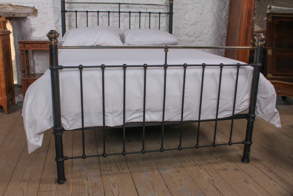 Classic Edwardian king size bed  View VI
