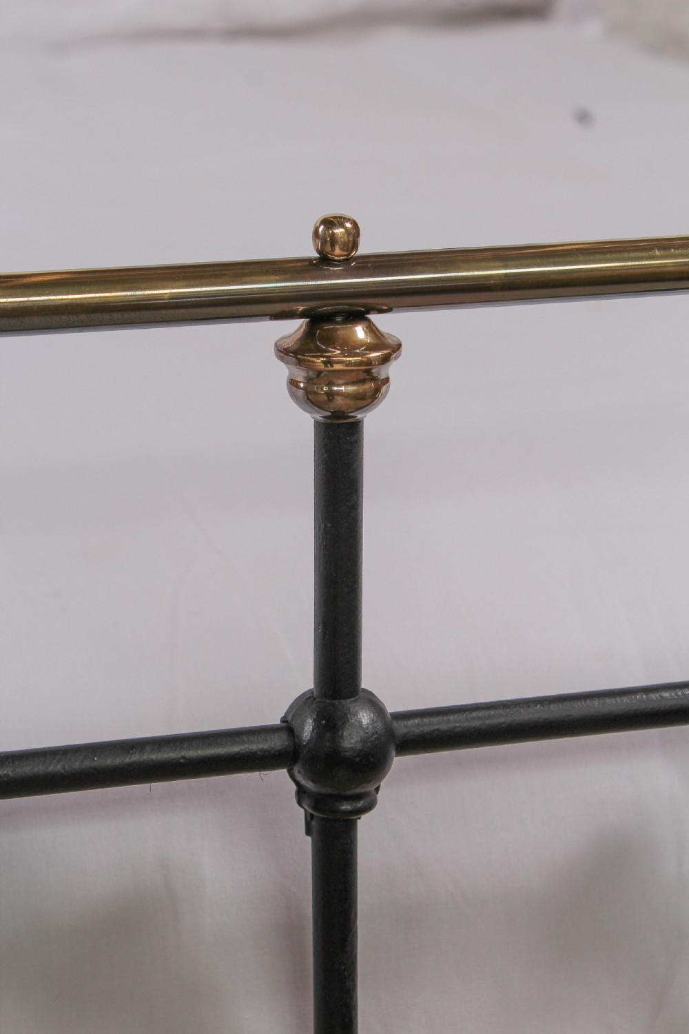 Classic Edwardian king size bed  View VIII