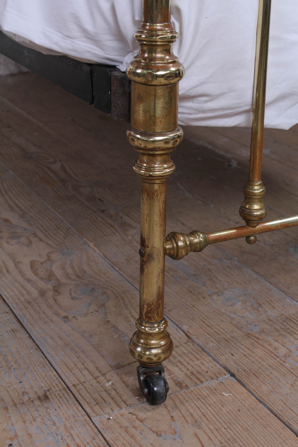 Attractive Victorian all brass single bed View VI