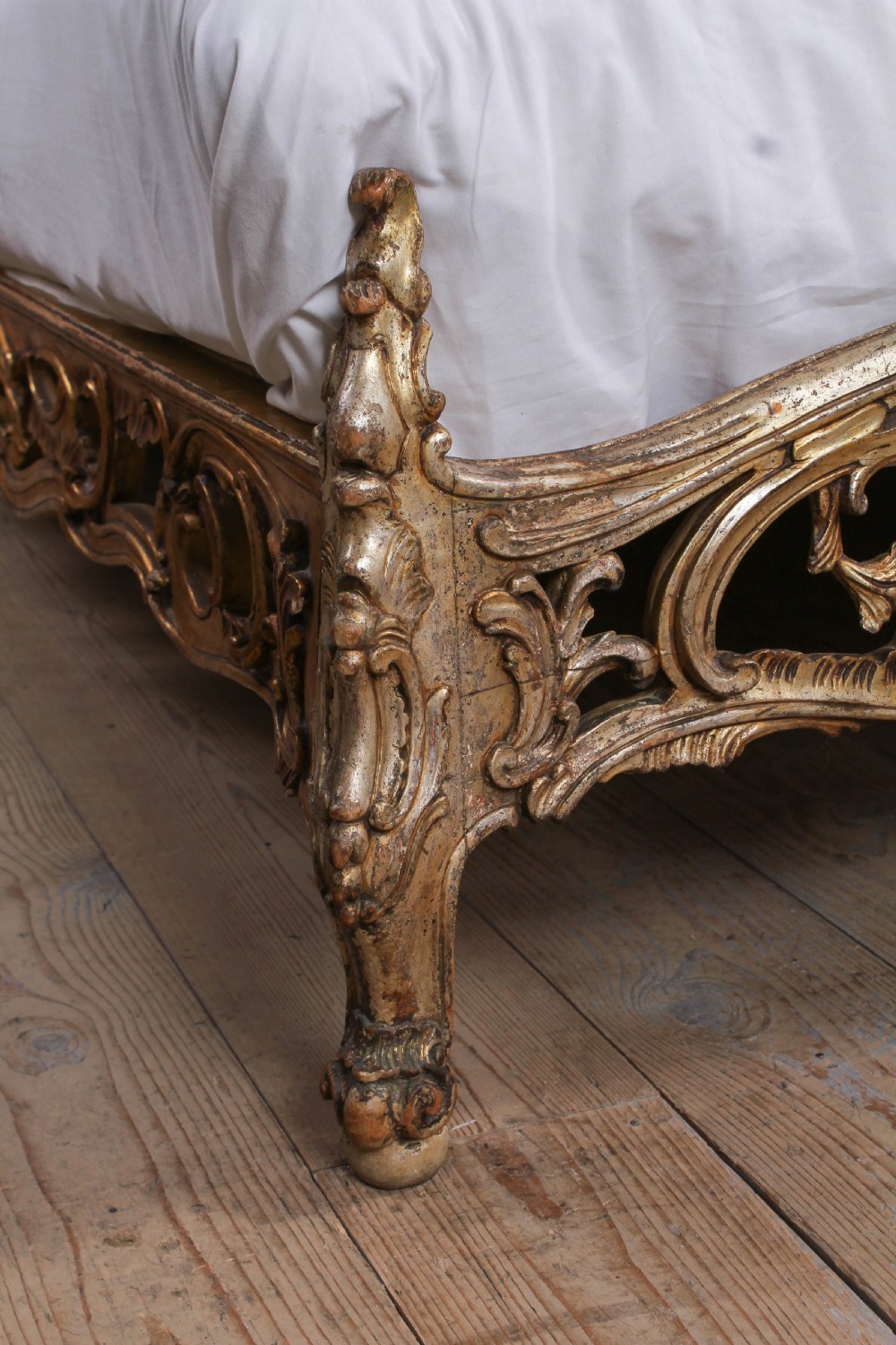 Spectacular Rococo Italian gilded super king size bed  View II