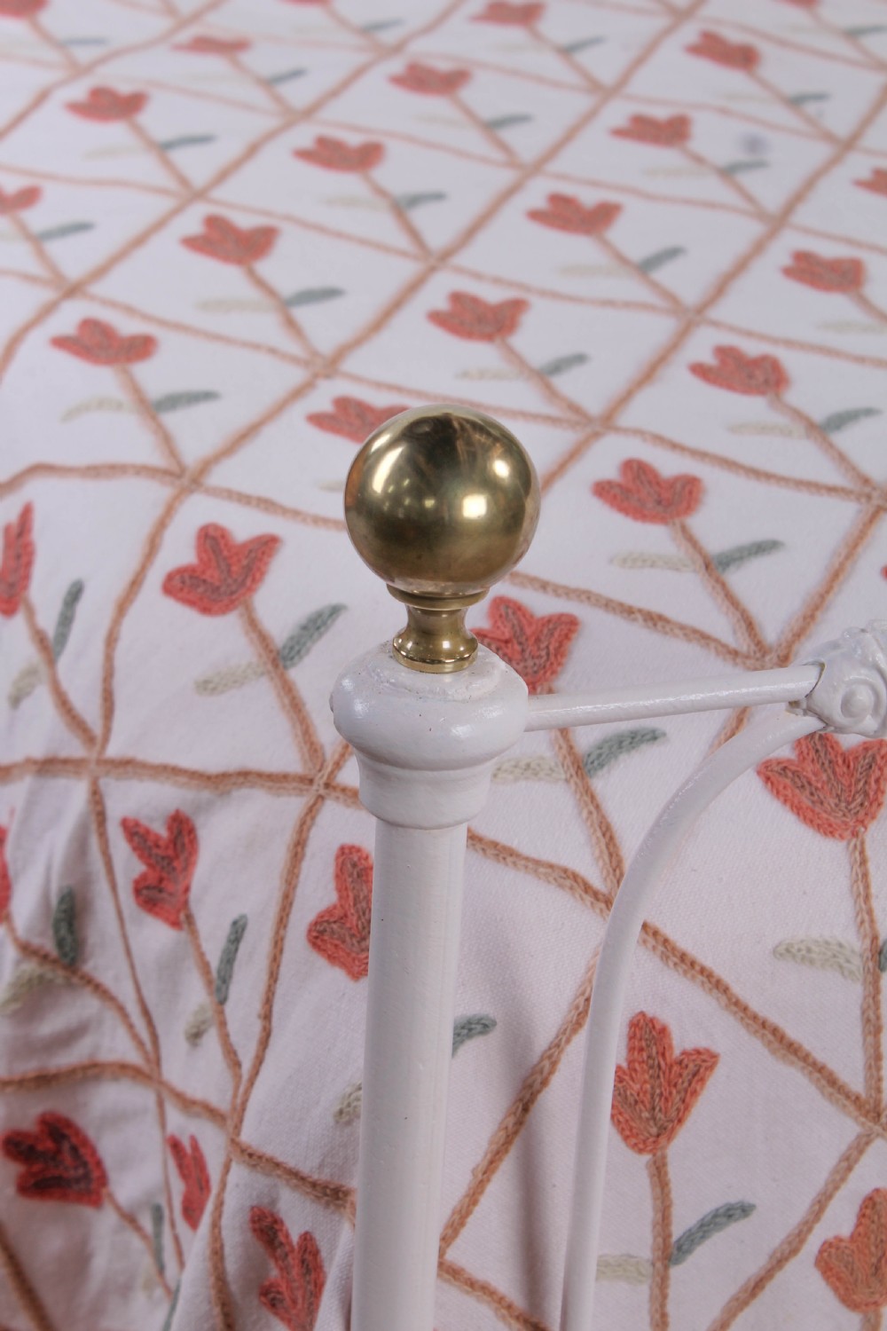 Very lovely early Victorian iron and brass king size bed View IV