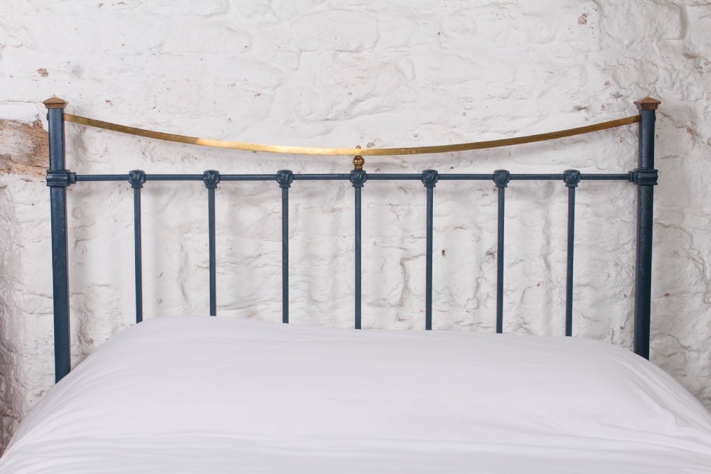 Classic Edwardian square tube dip rail bed  View VII