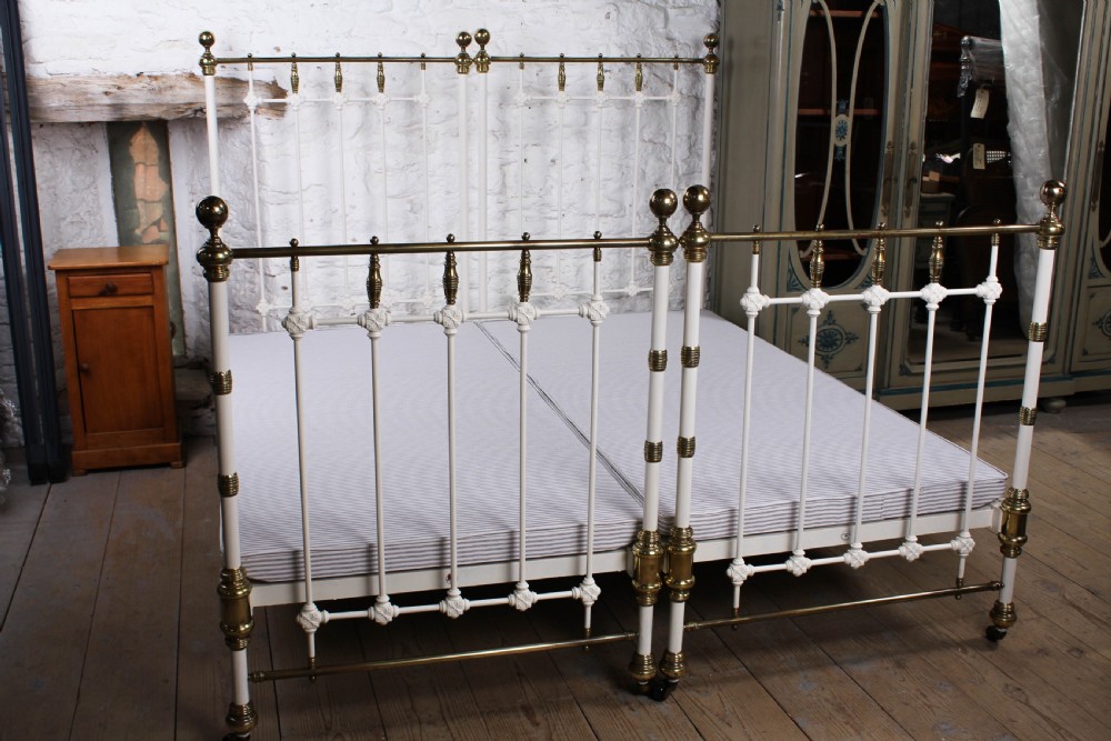 Very special pair of single brass and iron beds by Maple and Co (can be joined)  View VII