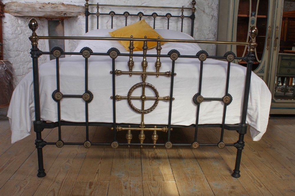 Very nice Victorian brass and iron double bed View III