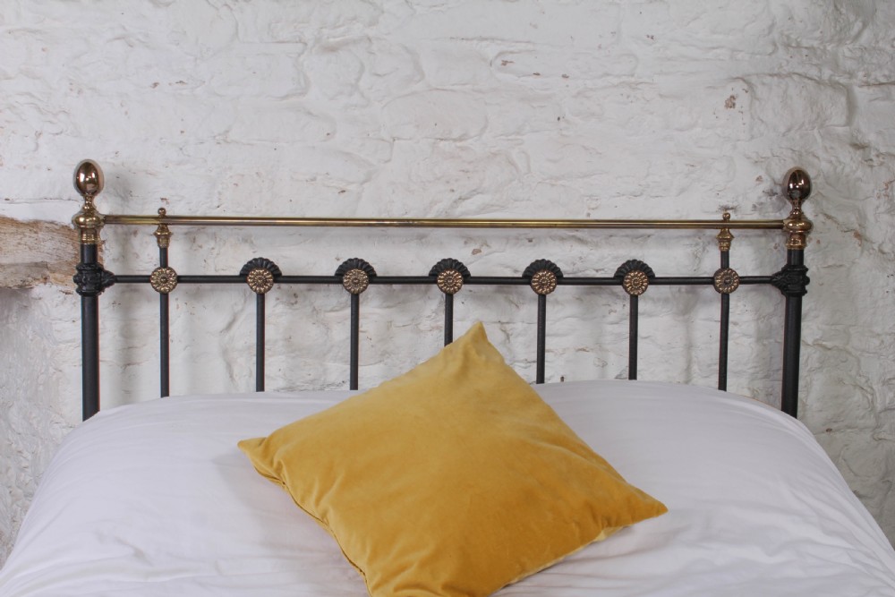 Very nice Victorian brass and iron double bed View VI
