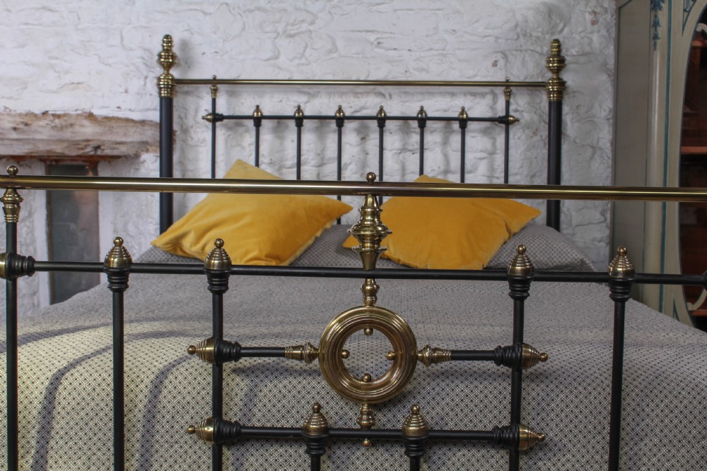 Handsome Victorian brass and iron king size bed View VII