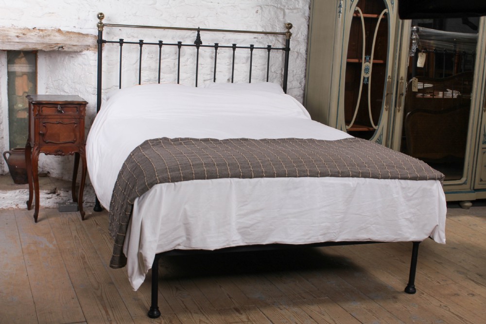 Classic Victorian no end black and aged brass king size bed View II