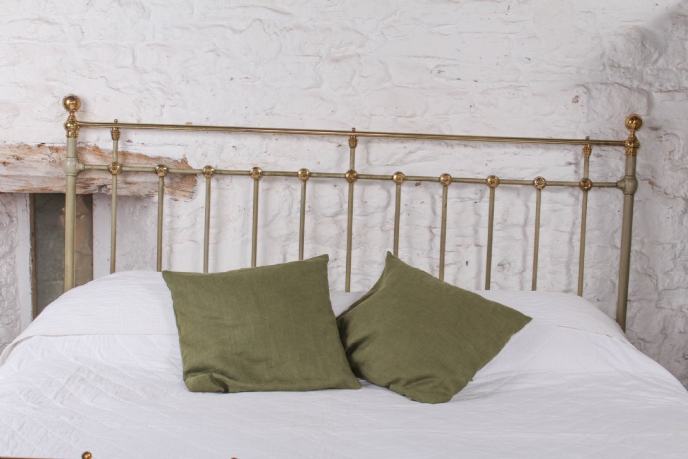 Gorgeous bow foot Victorian 6Ft super king size bed by Scholbred View III