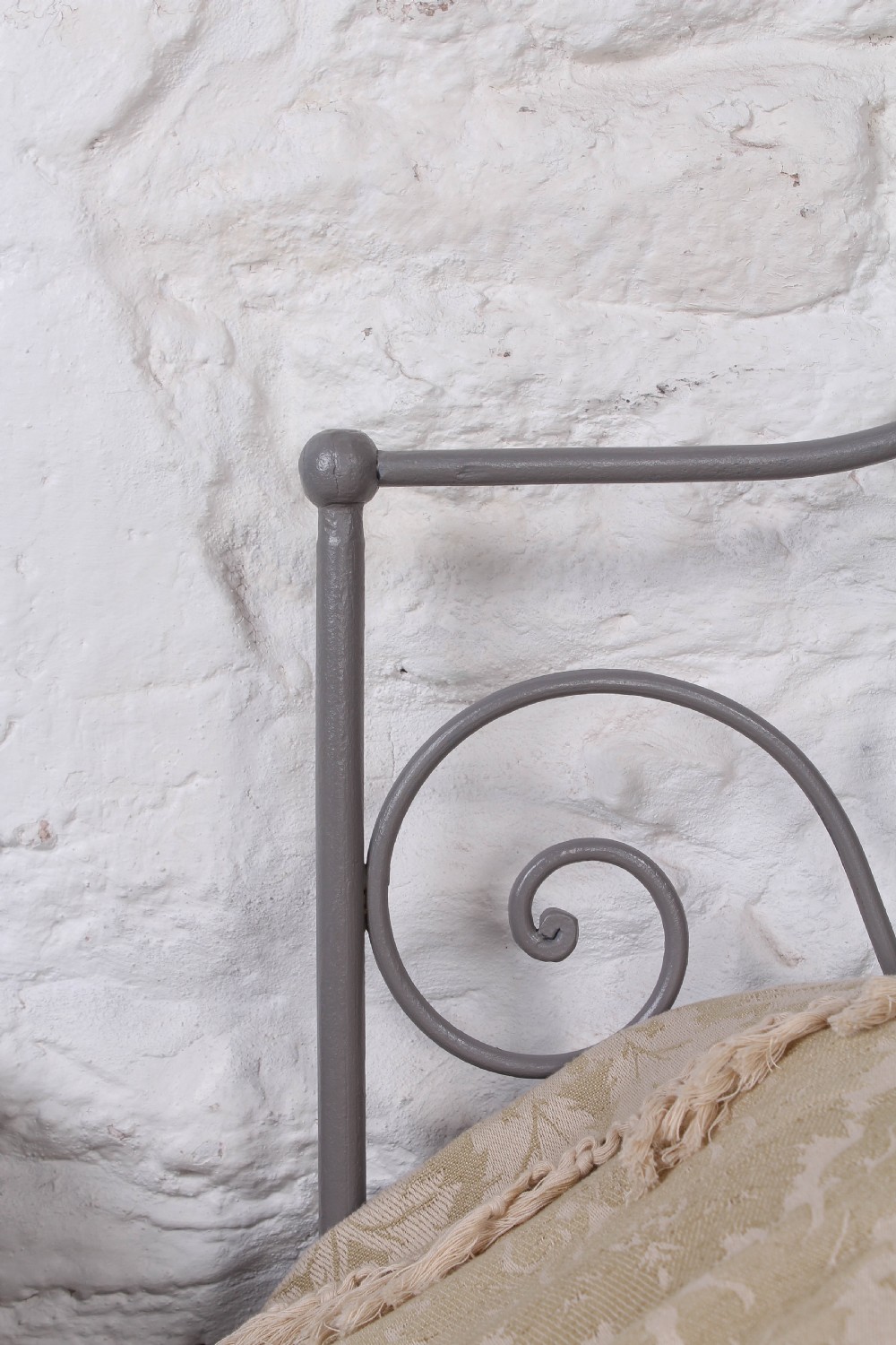 Pretty Portuguese single forged iron bed View VII