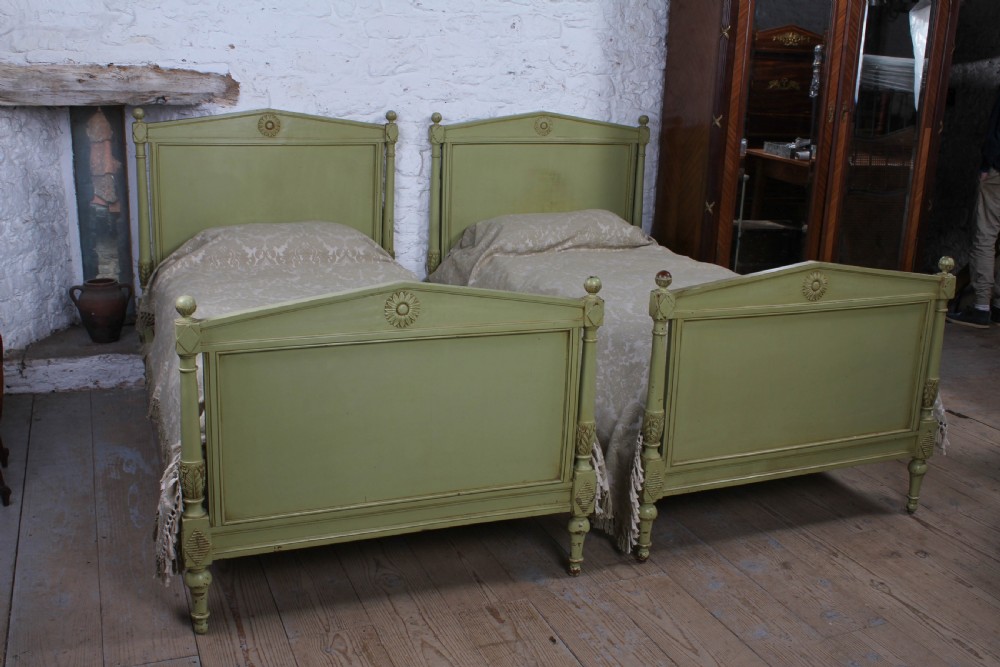 Lovely pair of French single painted super single beds View VII
