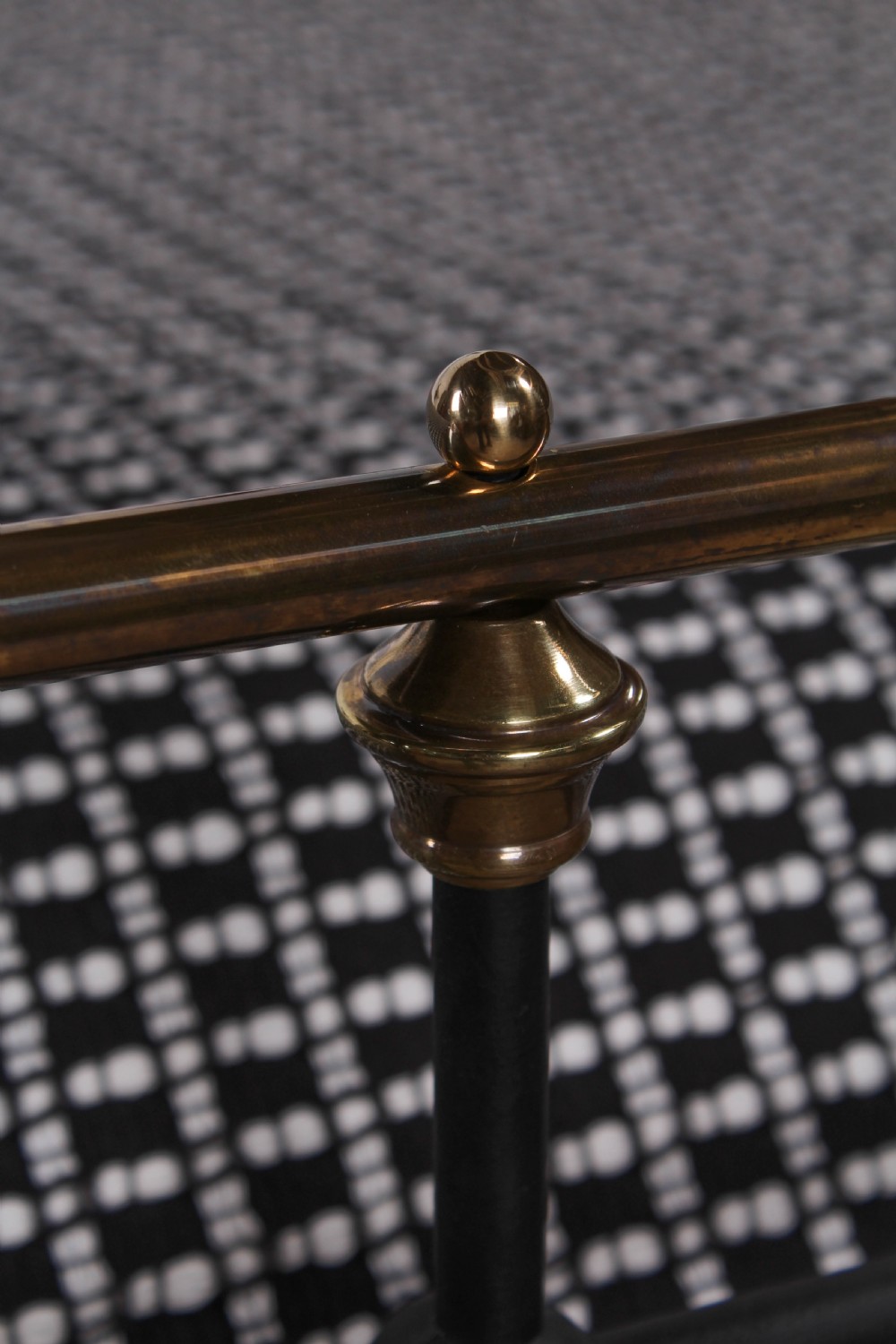 Sturdy classic Edwardian brass and black king size bed View V