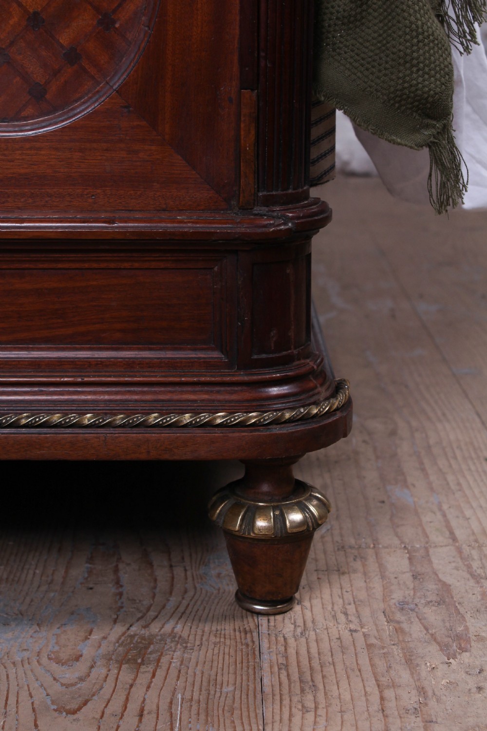 Handsome king size mahogany and fruitwood decorative bed View VI